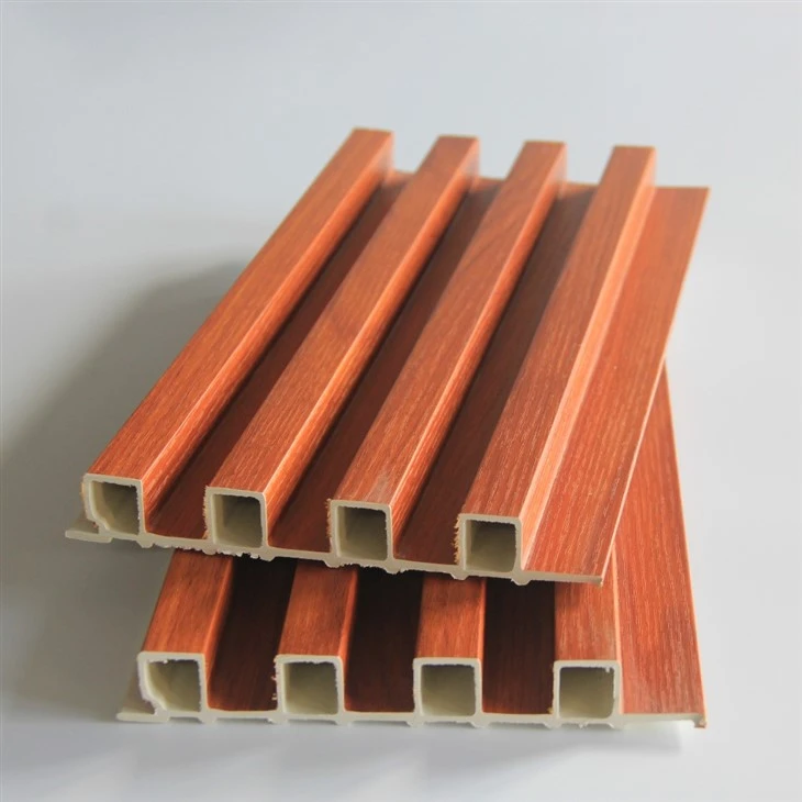 WPC -Wandtafel innenräumen
