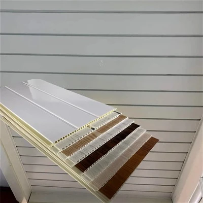 Balkon PVC -Decke